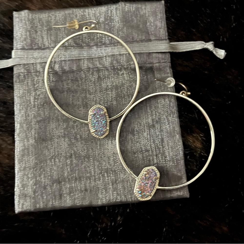 Kendra Scott Earrings 🫶🏻